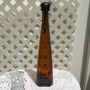 I have 3 a they make  nice taper candle holders or lamp bases.